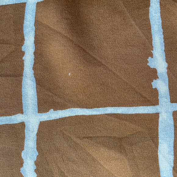 Echo Vintage Silk Scarf - Picture 10 of 10